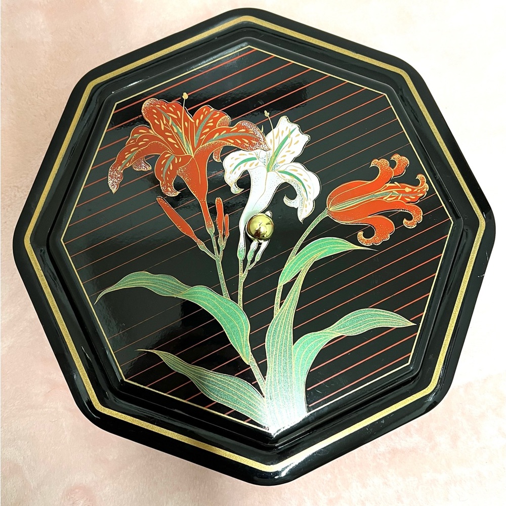 VTG Brown Lacquer Lily Flowers Lazy Susan Rotating 5 Divided Serving Fish 13 in
